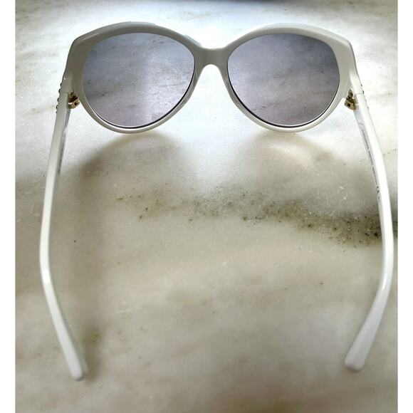 NEW! Alexander McQueen white round sunglasses Gray Lense gold studs NO ISSUES - Picture 14 of 16